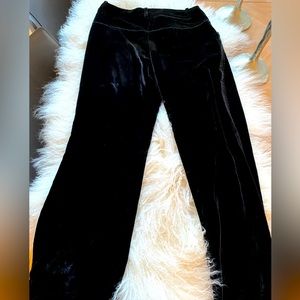 EUC Rare Vintage Max Studio women’s velvet special edition pants in Size 2!!